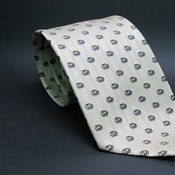 限定販売！！「京織」干支オリジナルネクタイ　シルク100％　　　　　　　　　　　　　　　　　　未　かわいらしいバージョン 1枚目の画像