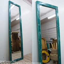 オールドチーク材のミラー 170cm×45cm 姿見鏡 アンティークグリーン 緑色 古材フレーム 無垢材 古木 1枚目の画像