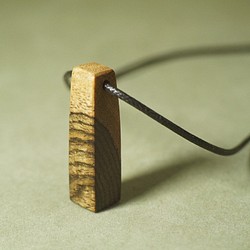 Bocote~木製のネックレス 1枚目の画像