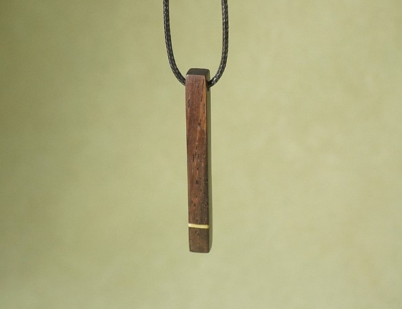 Cocobolo~木製のネックレス 1枚目の画像
