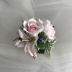 花のコサージュ　ナチュラルローズベリー　入学式　卒業式　結婚式 1枚目の画像