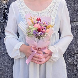 |單純的愛| 康乃馨。繡球花。花禮。母親節花束 第1張的照片