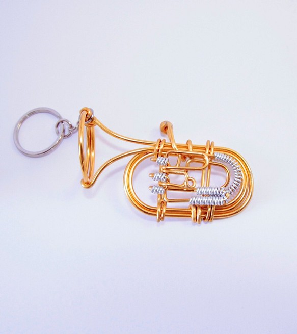 " 低音號 Tuba " 樂器鑰匙圈 Wire Art Walker 鋁行者 第1張的照片