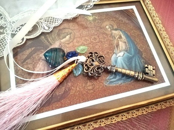 Raphael's Heart Antique Key  大天使ラファエル　アンティークキー　チャーム 1枚目の画像