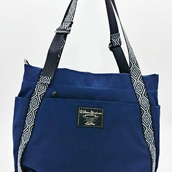Deep dark blue nylon tribal pattern strap 3 ways handbag 第1張的照片