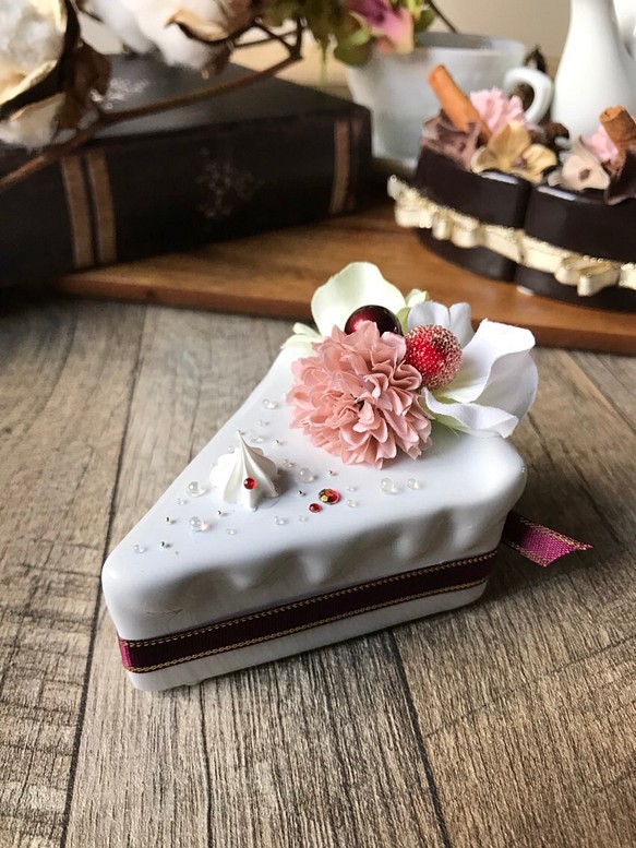 キラキラうっとりお花のショートケーキ S 1枚目の画像