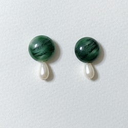 Green Marble Button and Pearl pierce 1枚目の画像