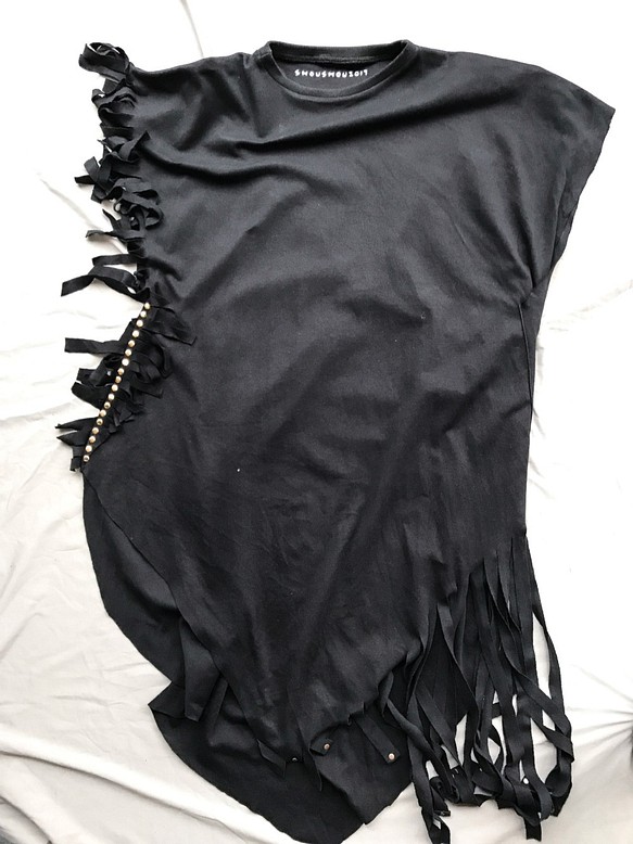 Unique deconstructed black dress 獨一無二黑洋裝 第1張的照片