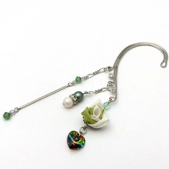 修身耳鉤&lt;綠色AB&gt;【轉角玫瑰】施華洛世奇時尚和成人 第1張的照片