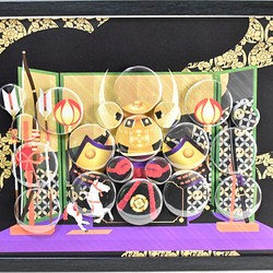 五月人形 兜 壁飾り マグネット式 フレームセット 缶バッジ 1枚目の画像