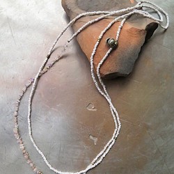 アンティーク　“糸”　ファンシーサファイア　白　ネックレス 　百世 momotose（東） 1枚目の画像