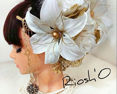白×金 豪華ゴールド 大人系 髪飾り 成人式 ブライダル 和装 振袖 花魁 