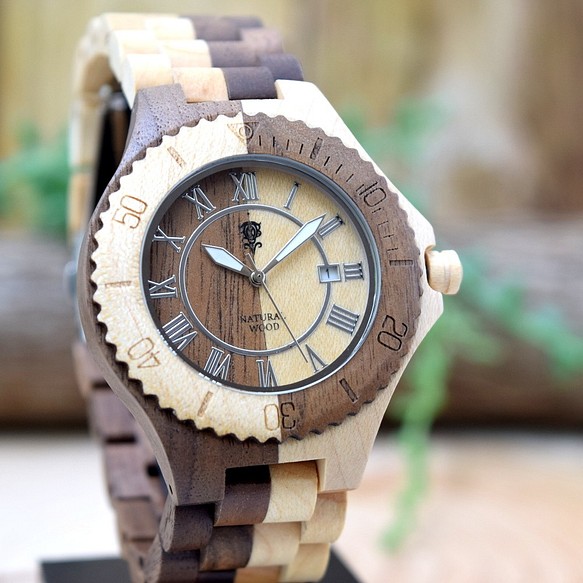 EINBAND Meer 42mm Walnut & Maple 木製腕時計 1枚目の画像