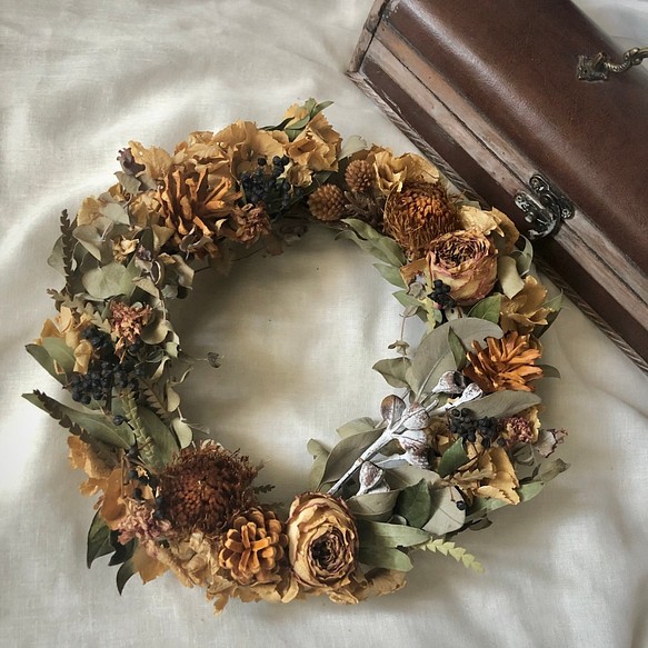 【送料無料(Creema限定)】【10％OFF！】antique　rose wreath 1枚目の画像