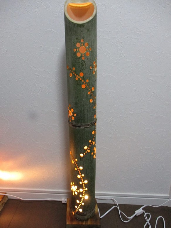 癒しの灯　竹のランプシェード波 1枚目の画像