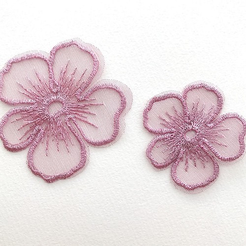 6枚 Ef1 6 S 刺繍 お花パーツ 5弁花 オーガンジー レースフラワー シルバー Diyパーツ 素材パーツ 蝶 花 通販 Creema クリーマ ハンドメイド 手作り クラフト作品の販売サイト