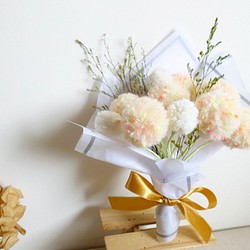 棉花糖毛球花束/專屬客製畢業紀念花盒禮盒 第1張的照片