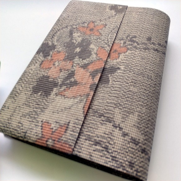 文庫本セパレート式ブックカバー（絹・紬）hb085 1枚目の画像