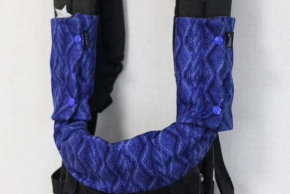 ♡免費送貨♡拉絲紗布針織模式皇家藍頸墊（單） 第1張的照片