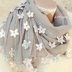 [再次上架]用蕾絲花朵軟攤“櫻花/ 4面”淺灰色 第1張的照片