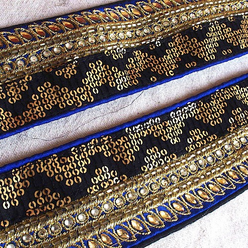 1m インド刺繍リボン スパンコール ビーズ ブレード 民族衣装 ビーズ