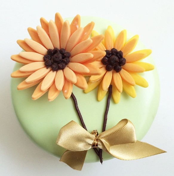 可以作為裝飾擺件，也可以自行切分「使用」的蛋糕－Senso蛋糕禮盒（橙菊花仙子） 第1張的照片