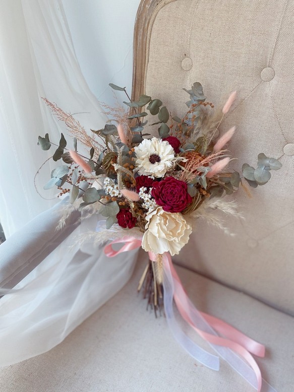 經典紅白色系新娘捧花 婚禮 求婚 玫瑰 外拍 永生乾燥花 第1張的照片