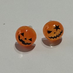 ハロウィン ジャックオーランタン風 ピアス ピアス（スタッド・一粒