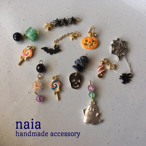 選べるハロウィンアクセサリー① ピアス（フック・チェーン） naia