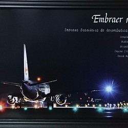 7u4■A4サイズ、空港での飛行機写真・夜景■オシャレなポスター2枚組 1枚目の画像