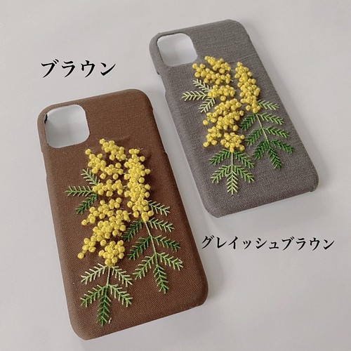 映画 ロマンスドール で蒼井優さん使用 刺繍のふわふわミモザ Iphoneケース Iphoneケース カバー Yururi 通販 Creema クリーマ ハンドメイド 手作り クラフト作品の販売サイト