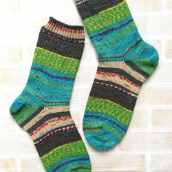 手編み　毛糸の靴下　男性用　ソックス 　①