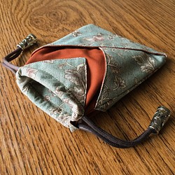 「今小物」束口袋 ／手帕的專用小袋，獻給隨身㩦帶手帕的您，也很適合收納其他的生活小物喔 ✨✨✨ 銀子小姐 YinTzu 第1張的照片