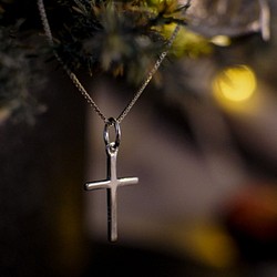 極簡風。 925純銀 簡約十字架項鍊 可調長度 客製化禮物 第1張的照片
