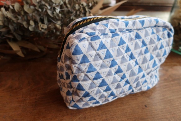 hand print quilting pouch / no3 1枚目の画像