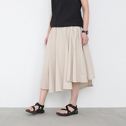 Pechu skirt / light beige 1枚目の画像