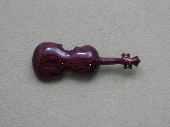 木製　ブローチ　（　バイオリン　） 1枚目の画像