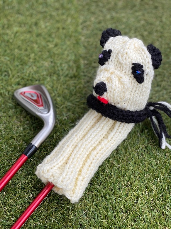 毛糸で編んだゴルフクラブヘッドカバー（パンダ） 1枚目の画像