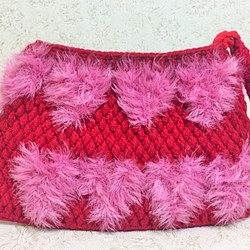 赤×ピンク×ハート/編みバッグ/クラッチ/小バッグ/編み物/手編み 1枚目の画像