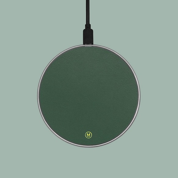 客製化真皮革墨綠色馬卡龍無線充電盤充電線 第1張的照片