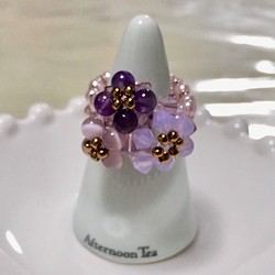 【再販4】ビーズフラワーリング〜紫色の花束〜 1枚目の画像