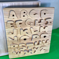 木工　知育玩具　パズル　アルファベット　手造り　一点物 1枚目の画像