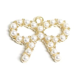銷售【2件】珍珠絲帶珍珠金魅力，零件 第1張的照片