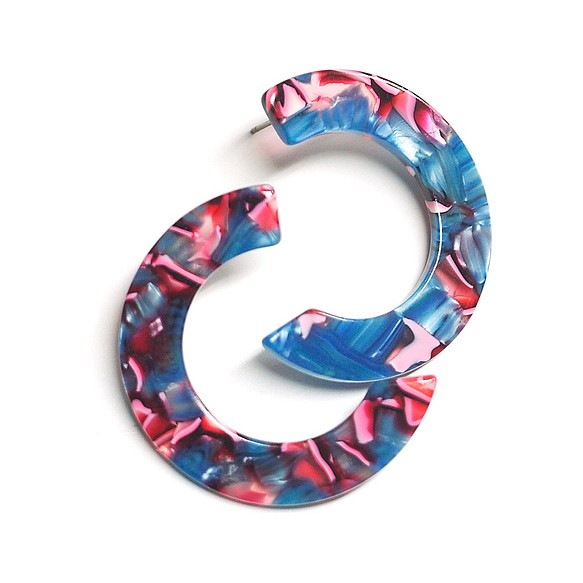 出售[1對]左右和鈦芯＆！藍色和粉紅色的彩色半圈形狀！纖維素樹脂耳環，零件 第1張的照片