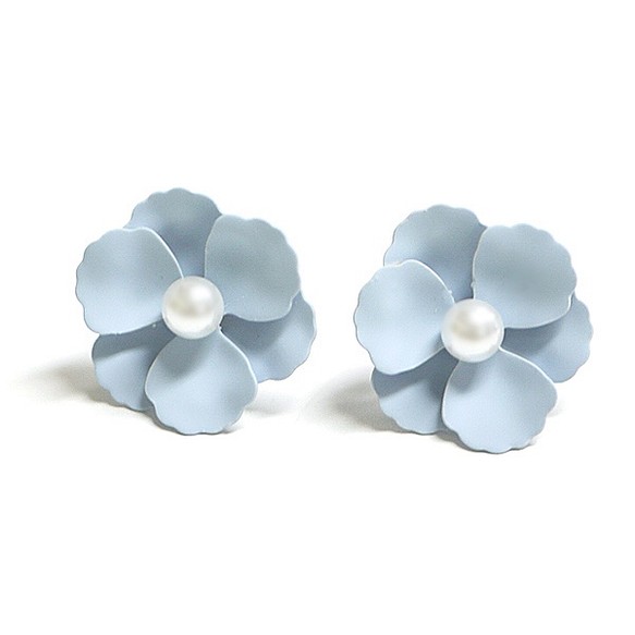 新[1對]淡藍色的顏色的花和糧食珍珠鈦芯耳環 第1張的照片