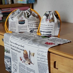送料無料　上品な英字新聞　お弁当袋･コップ袋･ランチマット　3点セット 1枚目の画像