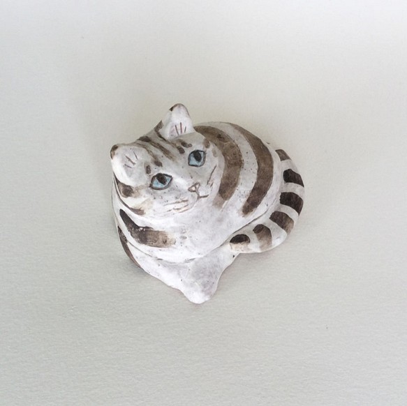 陶器のしましまとら猫の香合 1枚目の画像