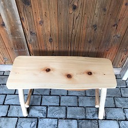 木製の長椅子 国産吉野ひのき NO.3 無垢材　ベンチ　節有り　 1枚目の画像