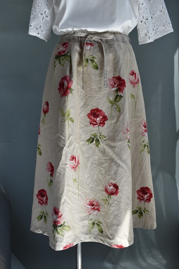＜1点物＞ローズプリントのリネンスカート 1枚目の画像