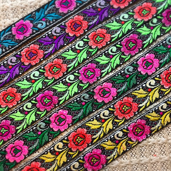 チロリアンテープ 1 5m販売 エスニック アジアン お花 値頃 チェンマイ買付け 紋様 刺繍